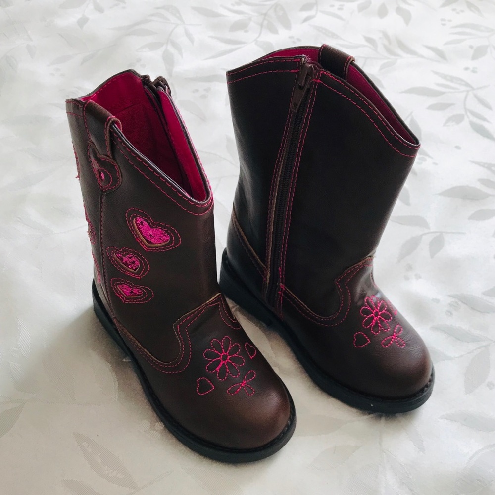 New in Box Bongo Boots